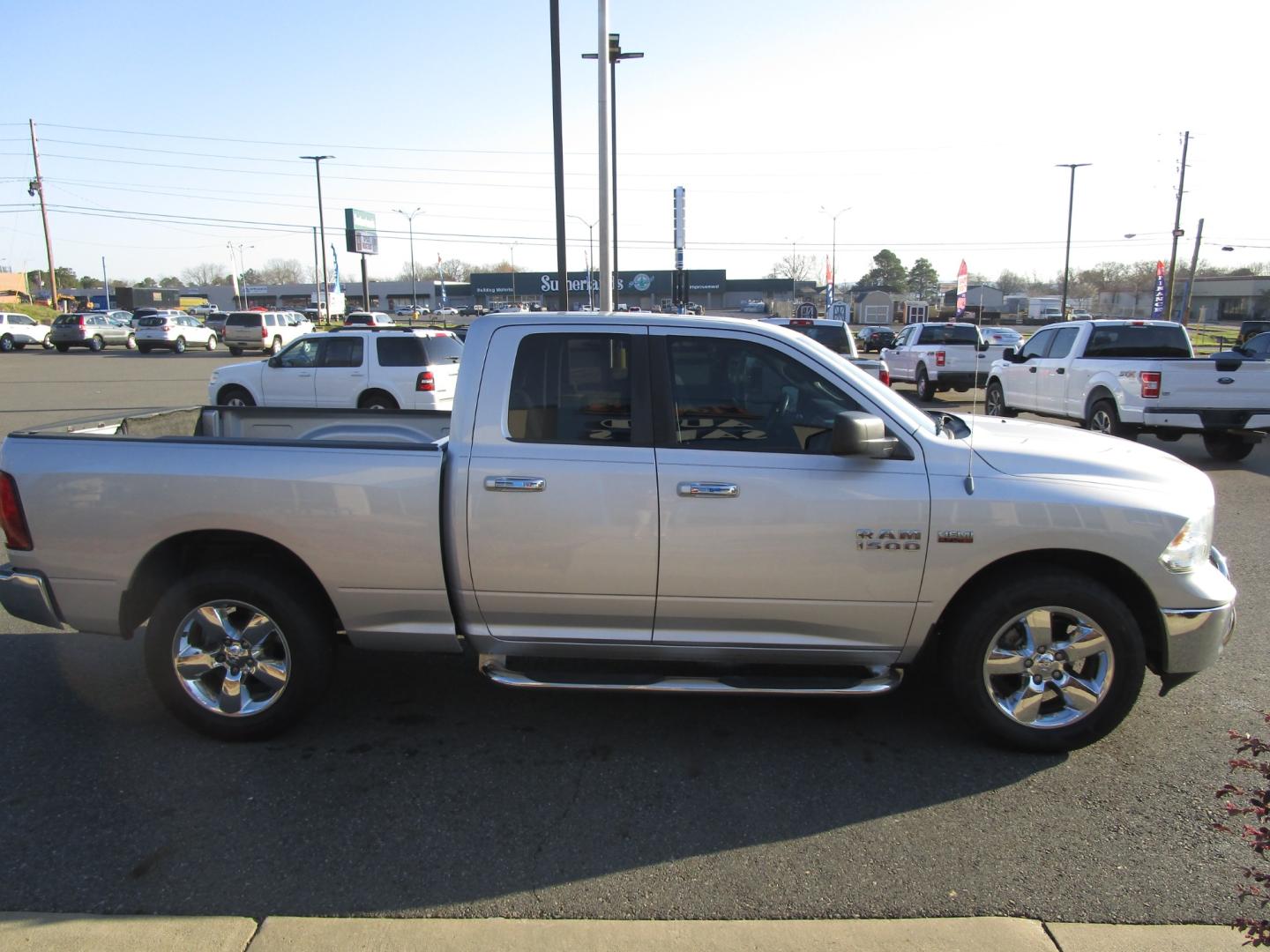 2013 SILVER /Gray / Cloth RAM 1500 1500 (1C6RR6GT3DS) , located at 1814 Albert Pike Road, Hot Springs, AR, 71913, (501) 623-1717, 34.494228, -93.094070 - RAM 1500 5.7L V8 - Photo#2